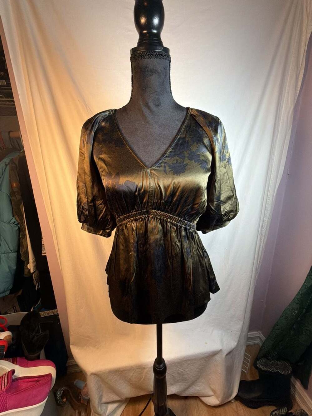 Madewell Size S Satin Floral V-Neck Puff Sleeve Blouse